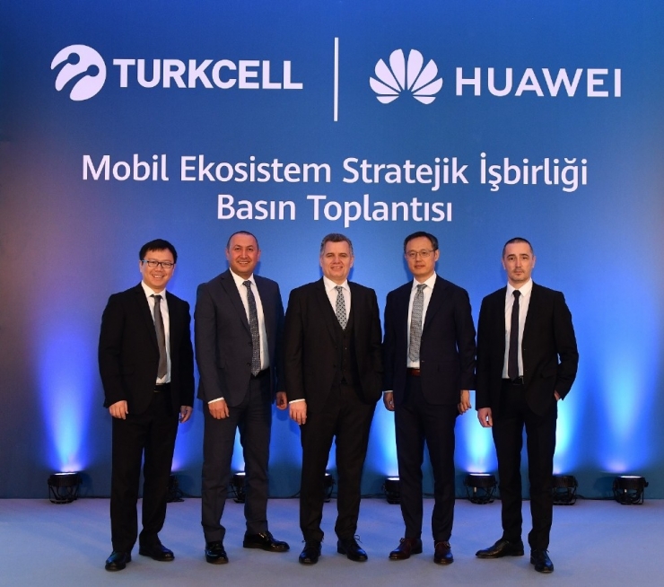 Turkcell İle Huawei Arasında Mobil Servis Alanında İşbirliği