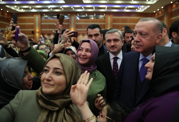 Cumhurbaşkanı Erdoğan: “Ak Parti Ulusal Bir Coğrafyaya Değil Uluslararası Bir Coğrafyaya Hitap Eden Bir Partidir”