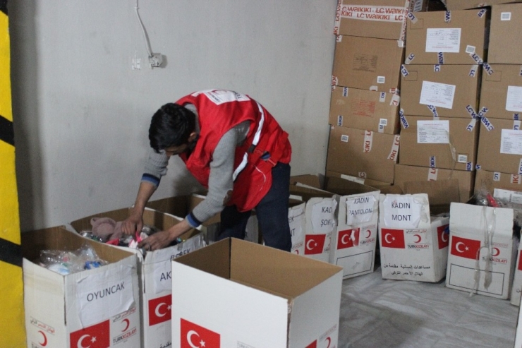 Türk Kızılay Suriye Alan Koordinatörü Kökcan: “Öncelikle Barınmayı Sağlamalıyız”