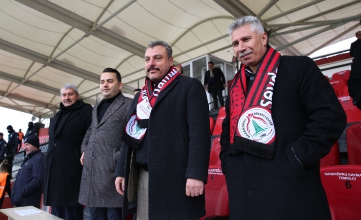 Karaköprüspor Başkanı Kayral Açıklamalarda Bulundu