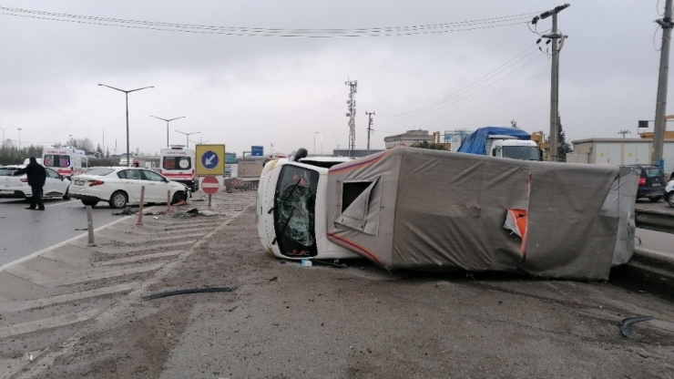 Gebze’de Zincirleme Trafik Kazası: 4 Yaralı