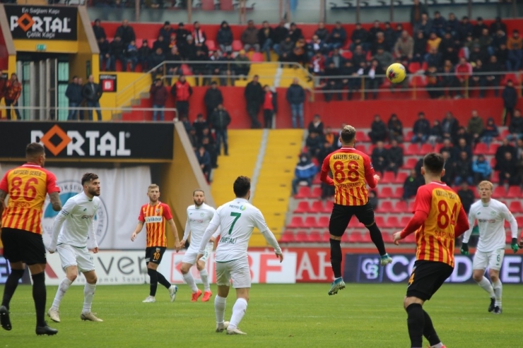 Süper Lig: Hes Kablo Kayserispor: 2 - Konyaspor: 2 (Maç Sonucu)