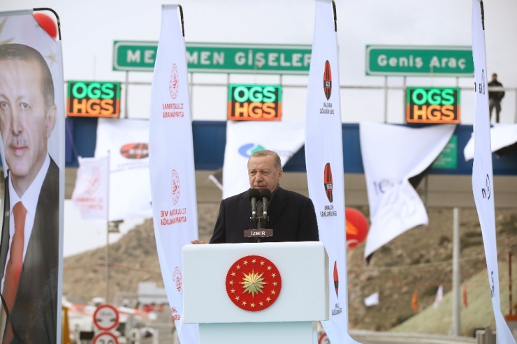 Cumhurbaşkanı Erdoğan’dan Kılıçdaroğlu’na: "Kendisi Aranızda Da Ben Mi Göremiyorum?" (2)