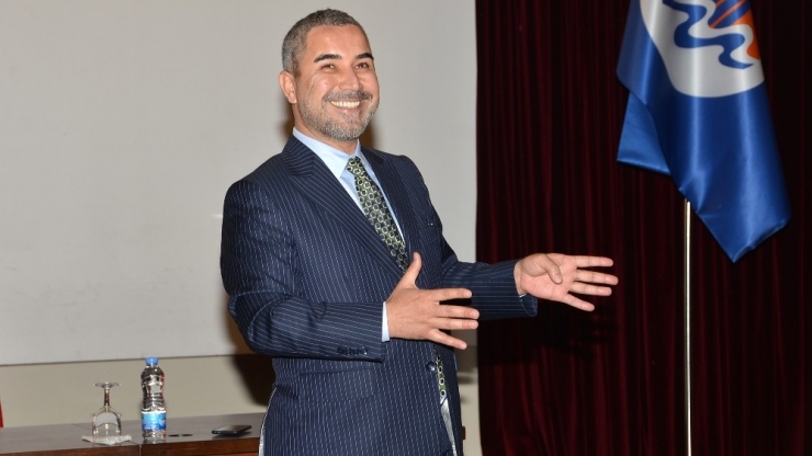 Mersin Üniversitesinde ‘Medyada Haber Güven Ve İlişkisi’ Söyleşisi