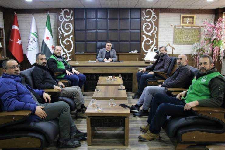 Afrin’de Yüreklere Dokunan Belediye Başkanı