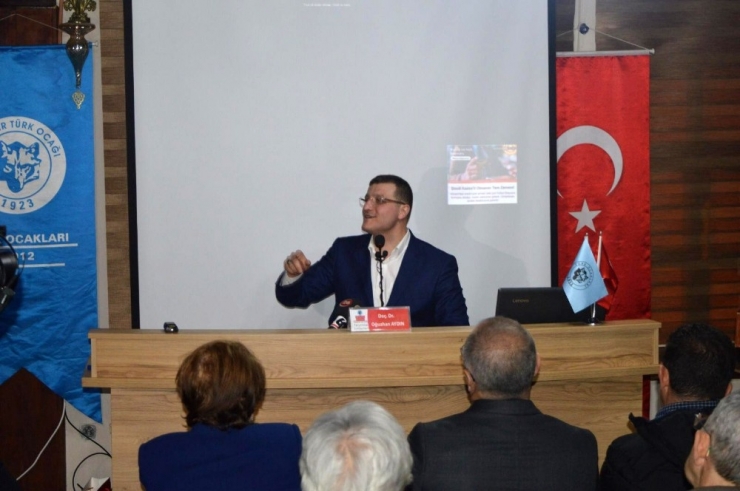Eskişehir Türk Ocağından "Buhara’dan Balkanlar’a Yesevi’nin İzinde" Konferansı