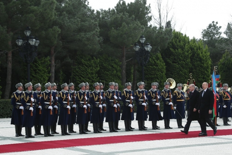Cumhurbaşkanı Erdoğan Azerbaycan’da Resmi Törenle Karşılandı