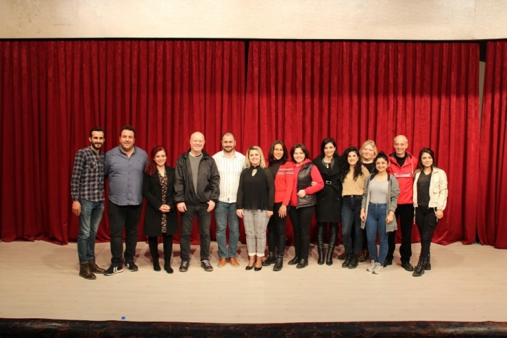 Mustafakemalpaşa Bölge Tiyatrosu 20 Yaşında