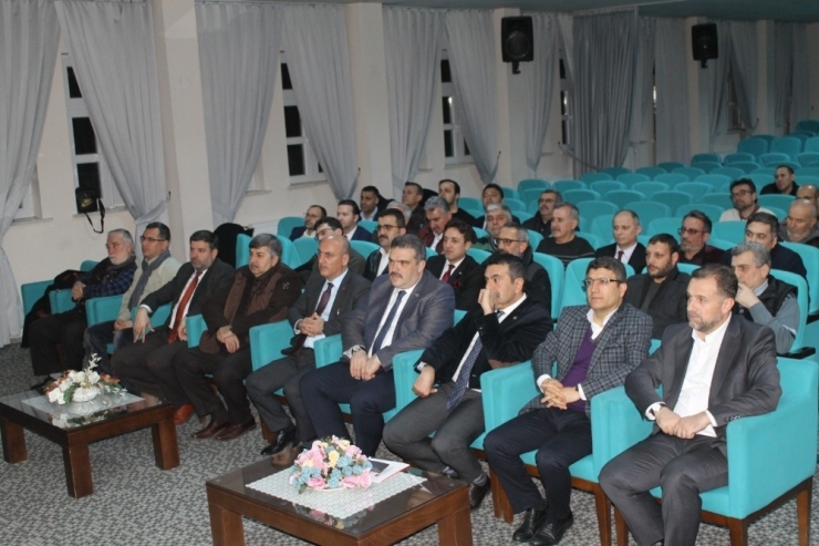 Rektör Prof. Dr. Yusuf Tekin’den Eskişehir’de ’Yol Onun’ Konferansı