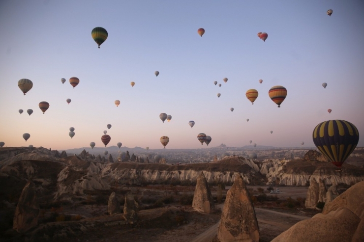 Kapadokya’da Balon Turları İptal Edildi