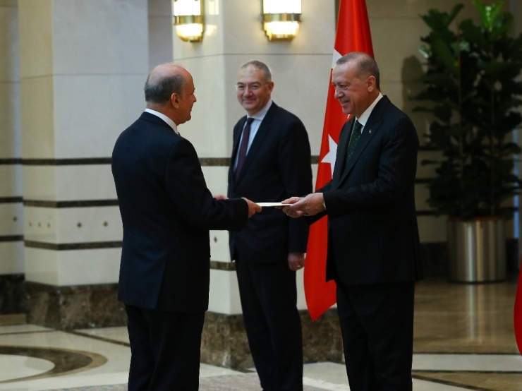 Cumhurbaşkanı Erdoğan, Arnavutluk Büyükelçisini Kabul Etti