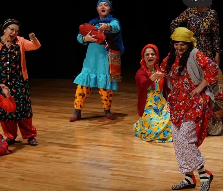 Eskişehir Anadolu Bacıları Derneği Tiyatro Topluluğu, ‘Zafere Götüren Analar’ Adlı Tiyatro Oyunu Sahneledi