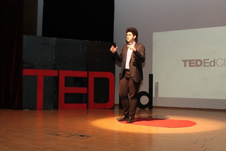 İhlas Koleji Ted-ed Club Konferansını Gerçekleştirdi