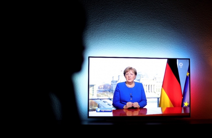 Merkel: "2. Dünya Savaşından Bu Yana Görülmemiş Bir Durumla Karşı Karşıyayız"