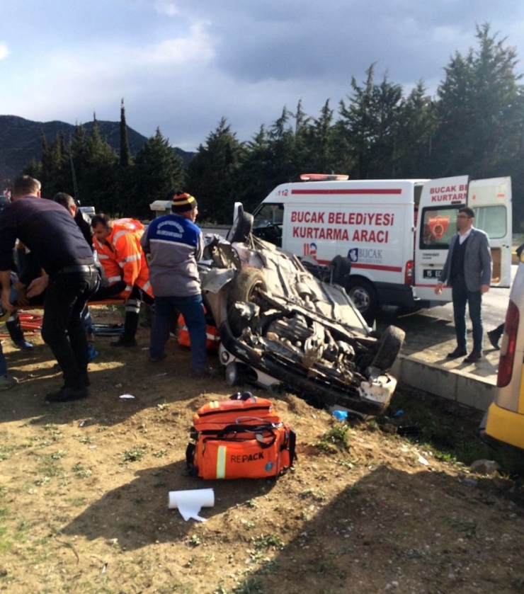 Burdur’da Trafik Kazası: 1 Ölü,5 Yaralı