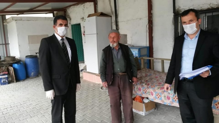 Yenipazar’da Emeklilerin Maaşları Evlerine Dağıtılıyor
