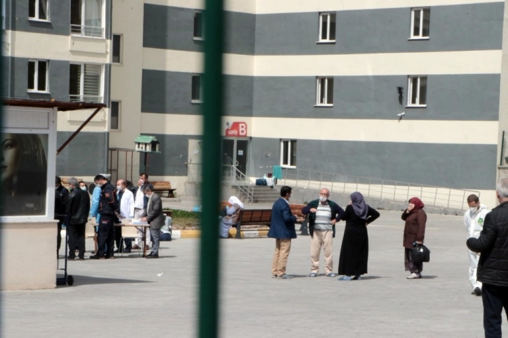 Kayseri’de Karantinadaki Umreciler Yurtlardan Çıkıyor