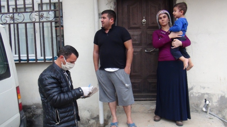 Kızıltepe’de Sosyal Yardım Paraları Evlerde Teslim Ediliyor