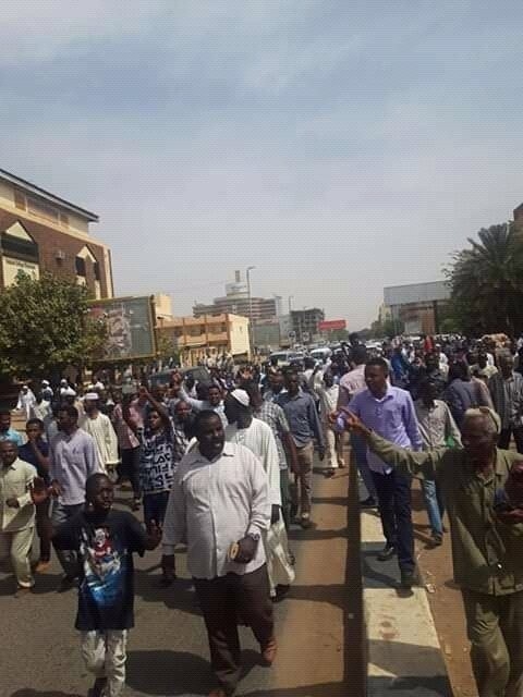 Sudan’da Yüzlerce Kişiden ‘Ekmek’ Protestosu