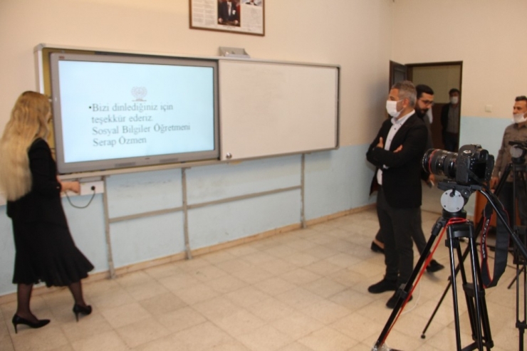 Diyarbakır’da Bir İlk: Milli Eğitim Müdürülüğü Öğrenciler İçin Online Ders Kanalı Açtı