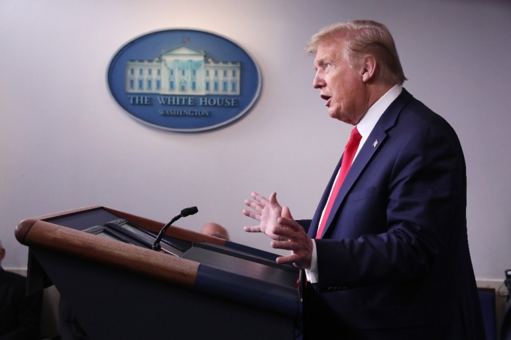 Trump, Abd’ye Göçmen Kabulünü 60 Gün Askıya Alan Kararnameyi İmzaladı