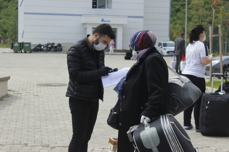 Almanya’dan Giresun’a Getirilen Türk Vatandaşları Karantina Sürecini Tamamladılar