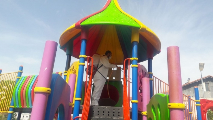 Başiskele’de Parklar Çocuklar İçin Hazırlandı