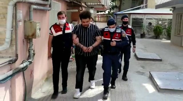 Evine Uyuşturucu Baskını Yapılan Müzisyen Tutuklandı