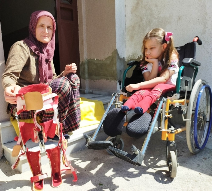 Yıllar Sonra Tekrar Tekerlekli Sandalyeye Mahkum Kaldı