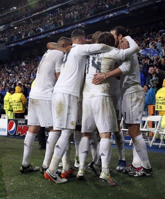 Ronaldonun 3 Golüyle Real Madrid Yarı Finalde 5