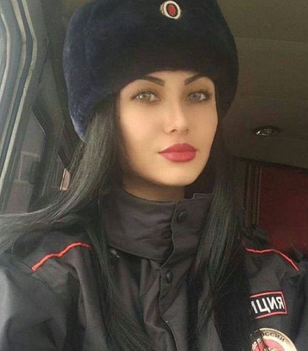 Rus Kadın Polisler Güzellikleriyle Şaşırtıyor 1