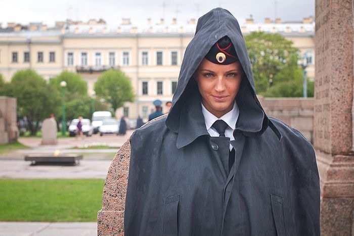 Rus Kadın Polisler Güzellikleriyle Şaşırtıyor 6