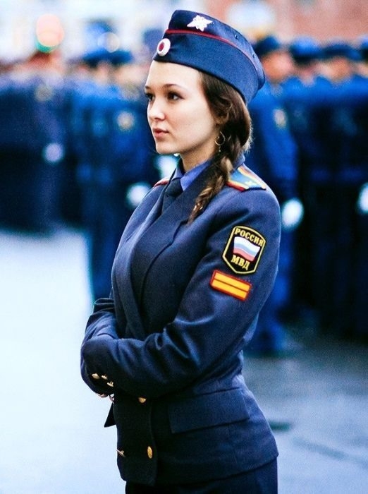 Rus Kadın Polisler Güzellikleriyle Şaşırtıyor 7