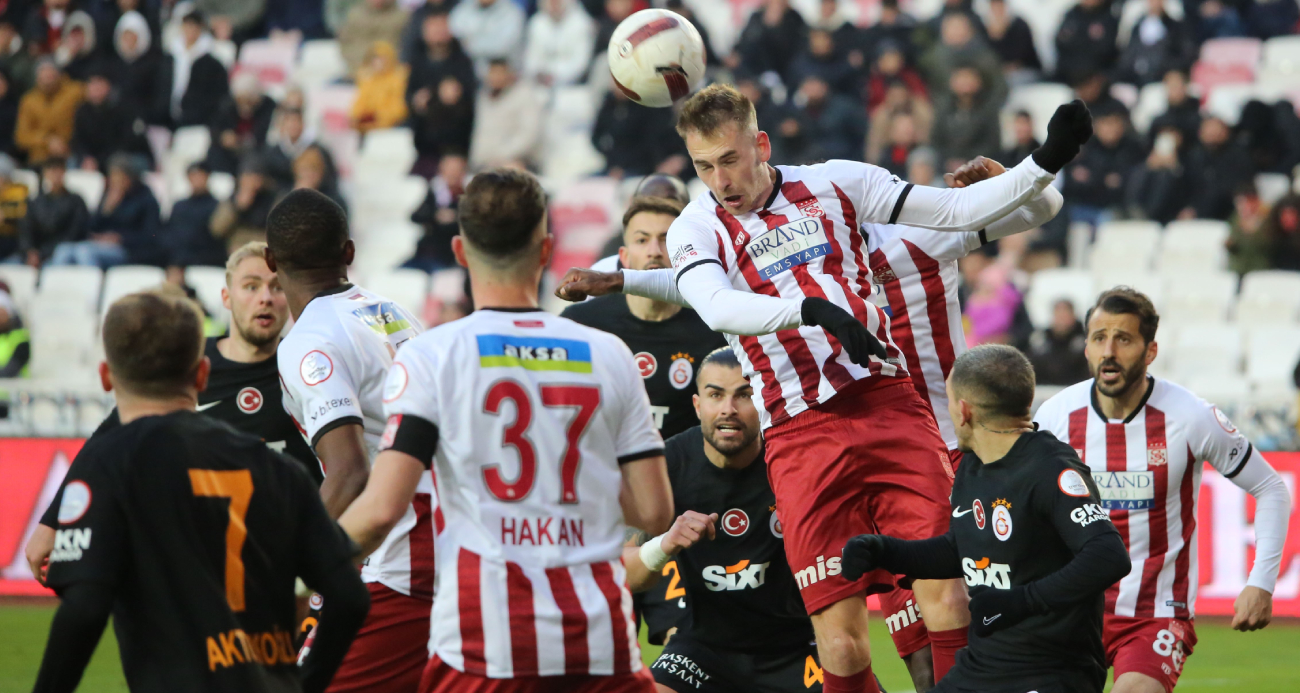 Trendyol Süper Lig: E.Y. Sivasspor: 1 - Galatasaray: 1 (Maç sonucu)