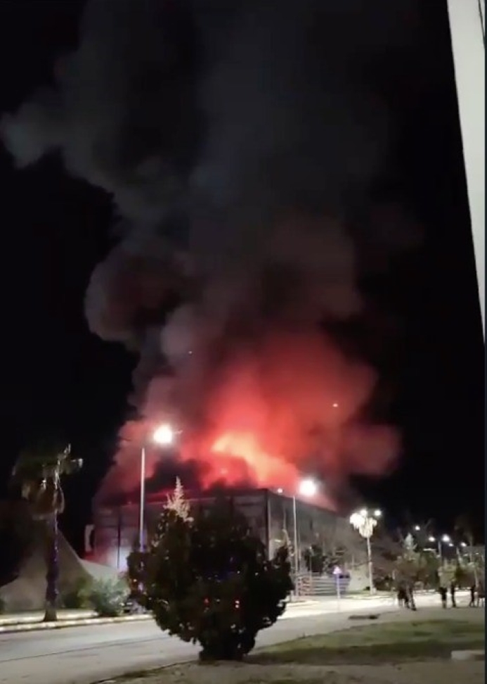 Antalya’da tersane yangını