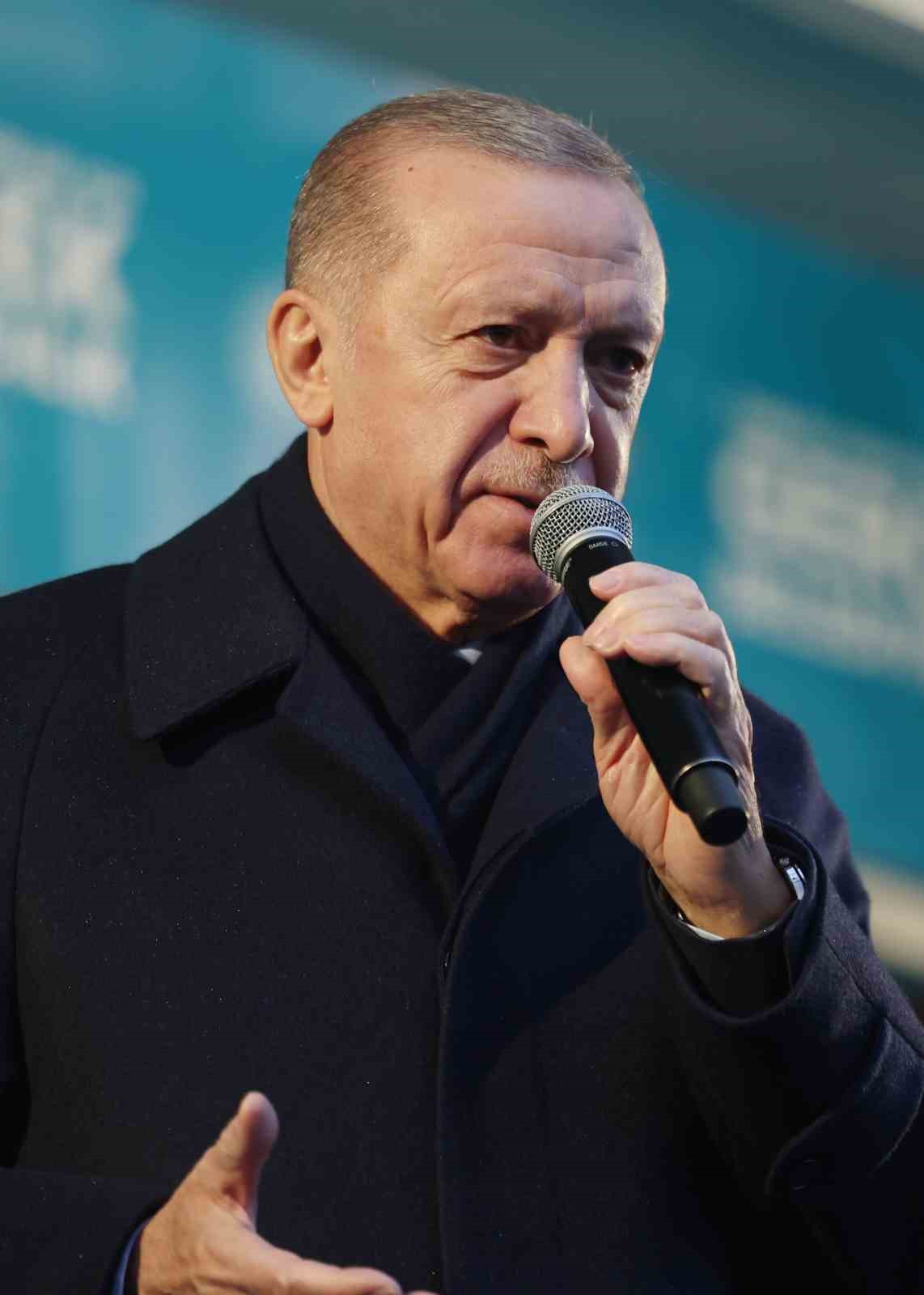 Cumhurbaşkanı Erdoğan: "Asla şartlara teslim olmadık, yılgınlığa kapılmadık, geri adım atmayı düşünmedik" 