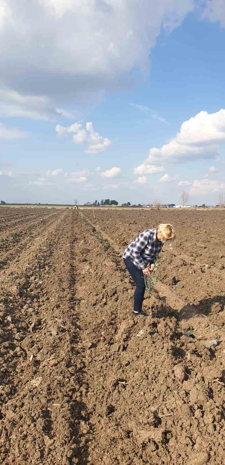 Kadın çiftçi: "Haraç isteyen mafya yüzünden üretim yapamıyorum"