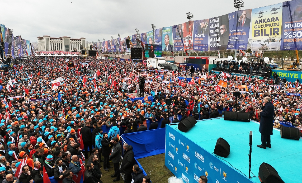 Cumhurbaşkanı Erdoğan: “Ankara’yı başkentlik sıfatına uygun hizmet veremeyenlerden kurtarmanın vakti çoktan gelmiştir”