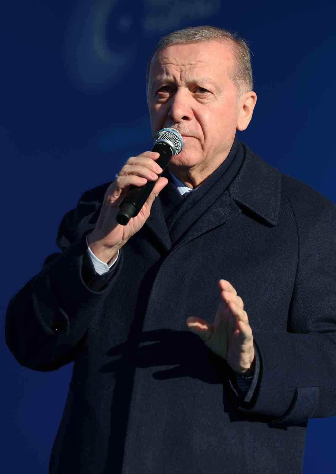 Cumhurbaşkanı Erdoğan: "İstanbul’da raylı sistem ağlarını 348 kilometreye çıkarıyoruz" 