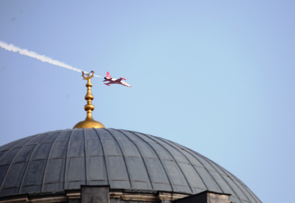 Konya&rsquo;da Solo T&uuml;rk ve T&uuml;rk Yıldızları&rsquo;nın prova u&ccedil;uşu nefesleri kesti