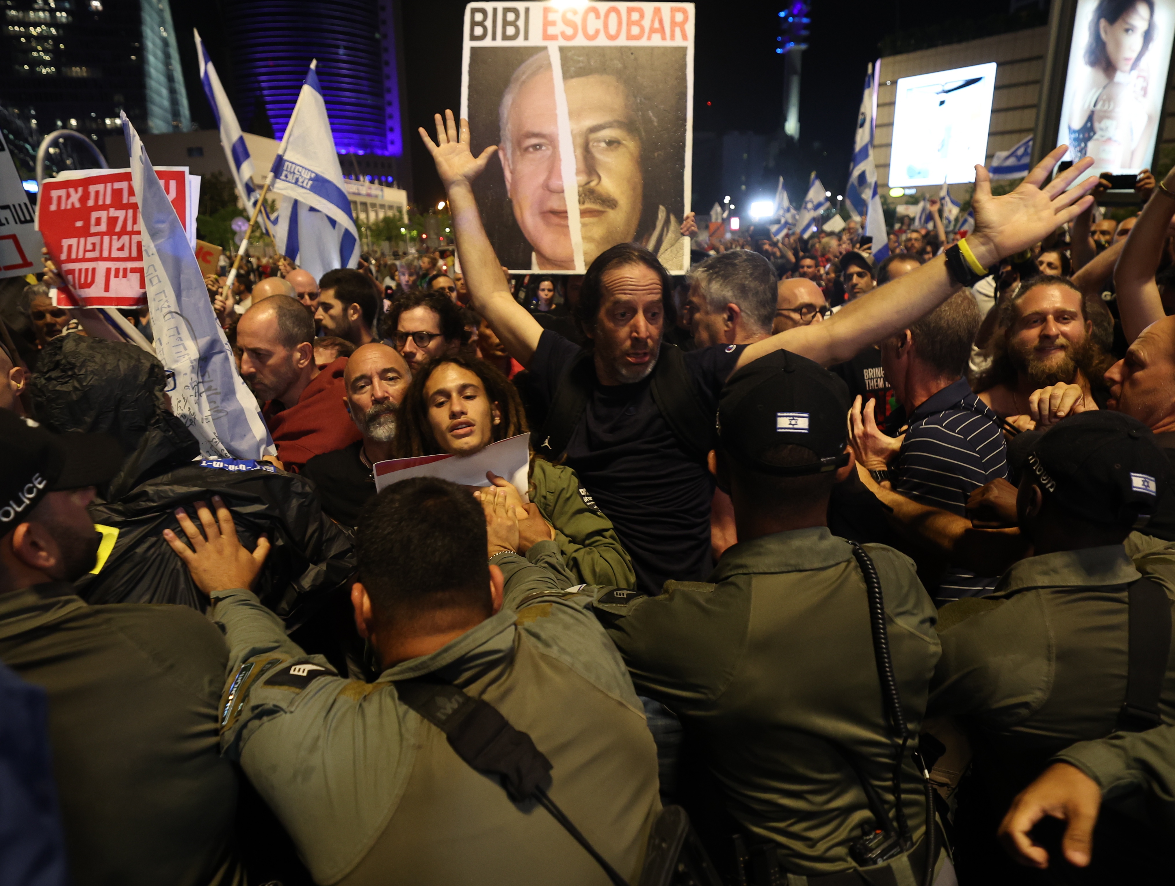 Tel Aviv ve Kudüs’te hükümet karşıtı protesto