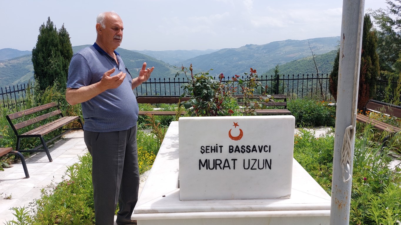 Şehit Başsavcı Murat Uzun&rsquo;un ailesinden devlete teşekk&uuml;r