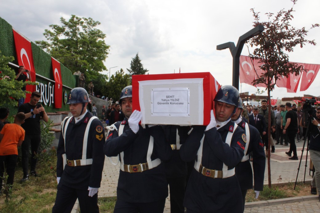 Pen&ccedil;e Kilit şehidi Eruh&rsquo;ta son yolculuğuna uğurlandı