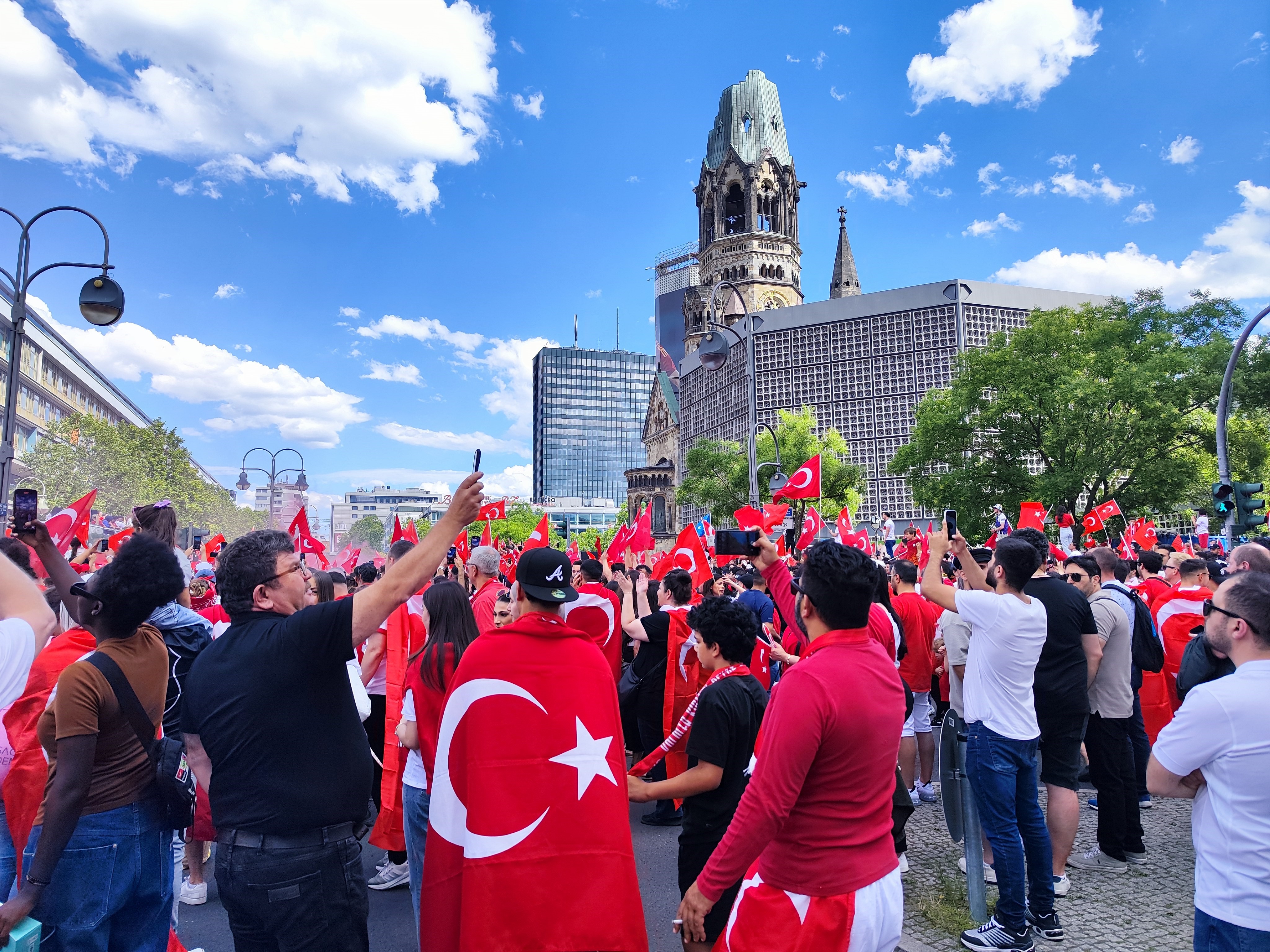 Berlin'de Türkiye coşkusu