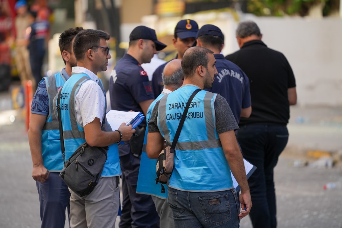 Torbalı’da patlamanın olduğu bölgede hasar tespit çalışmaları başladı