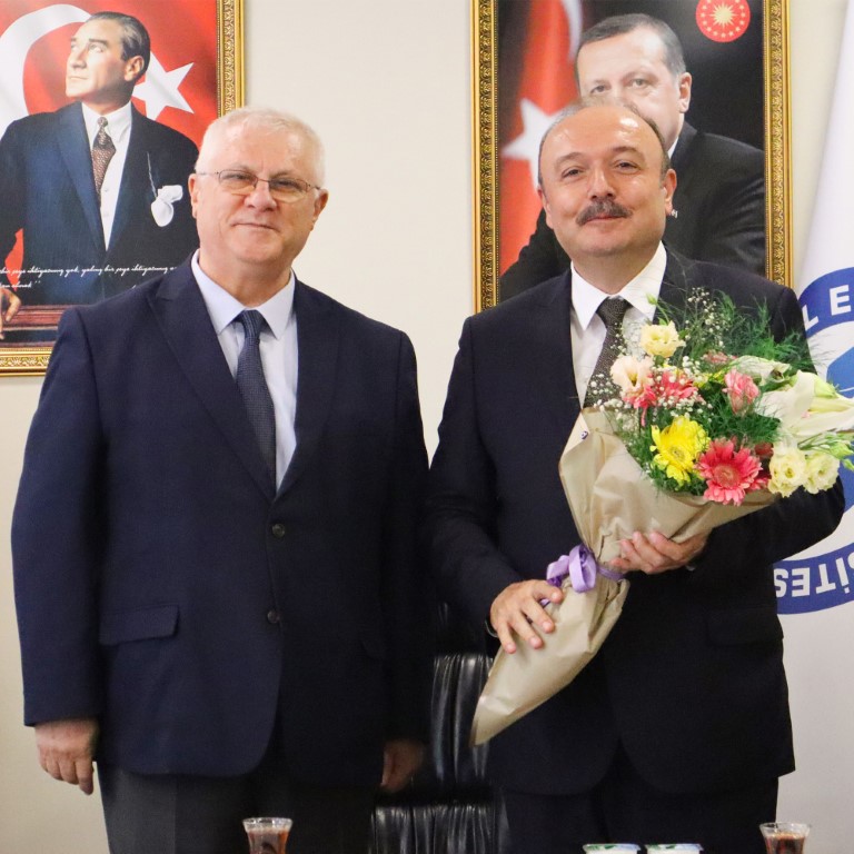 İstanbul Esenyurt Üniversitesi’nde devir teslim töreni yapıldı