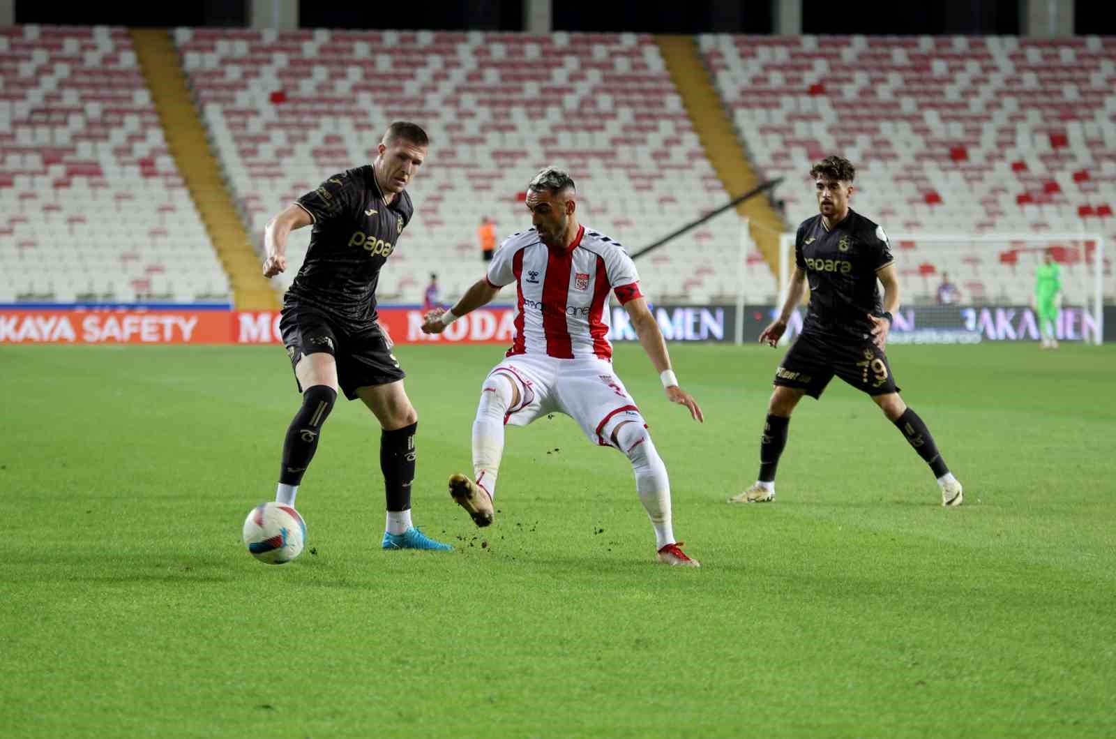 Trendyol Süper Lig: Sivasspor: 0 - Trabzonspor: 0 (Maç sonucu) 