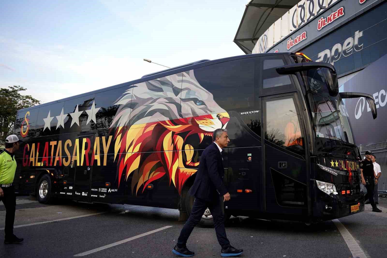 Galatasaray, Kadıköy’e geldi 