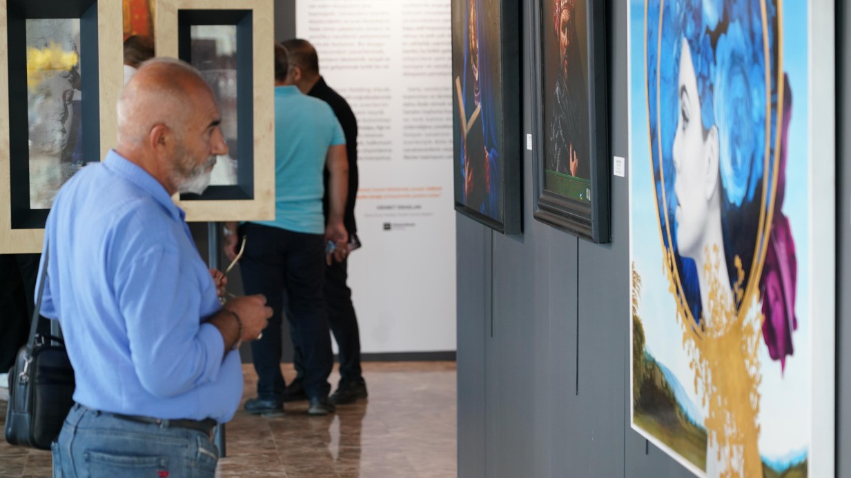 İtalyan ressamların sergisine, Adıyamanlılar damga vurdu