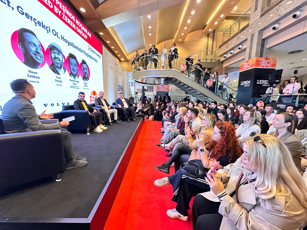 Brand Week İstanbul’da ‘Bir Sen Bir Gelecek’ projesi ilk mezunlarını verdi